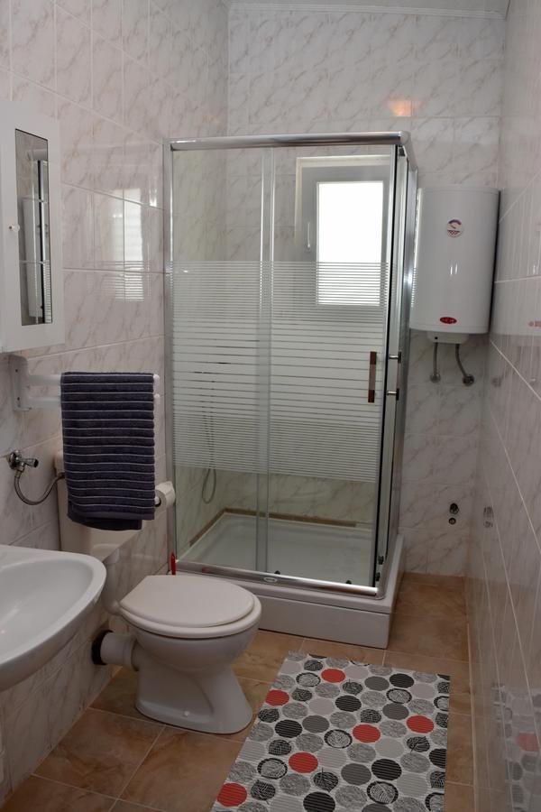 Apartments Oresic فير المظهر الخارجي الصورة