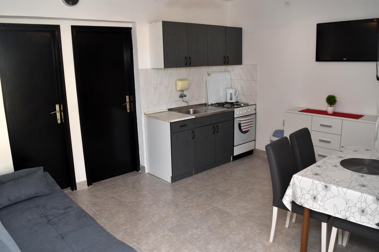 Apartments Oresic فير المظهر الخارجي الصورة