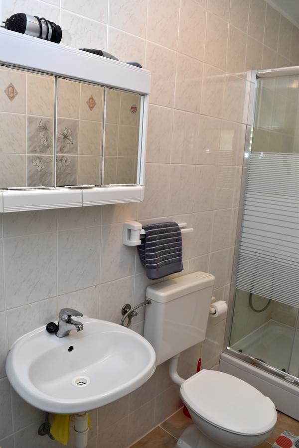 Apartments Oresic فير المظهر الخارجي الصورة