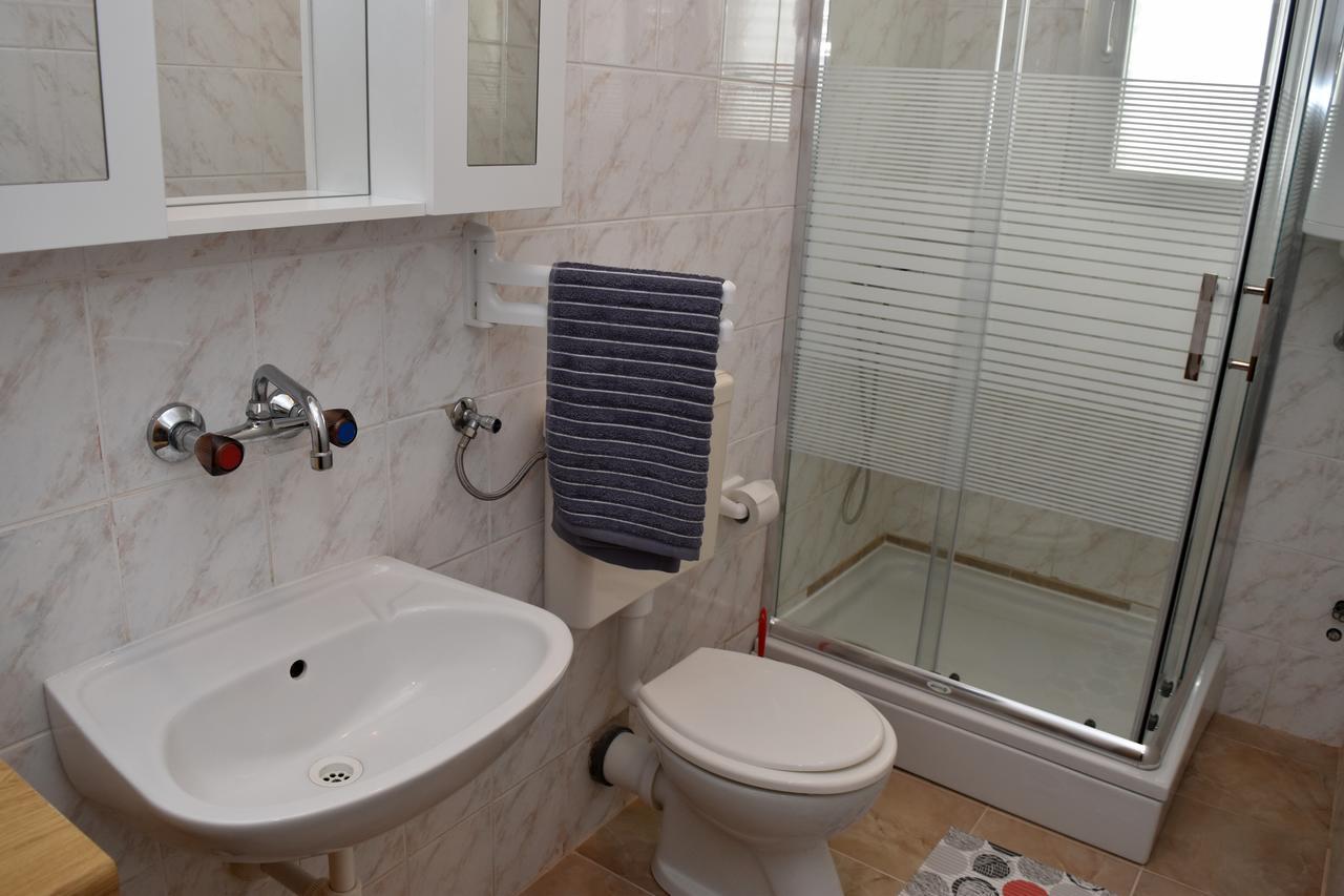 Apartments Oresic فير المظهر الخارجي الصورة