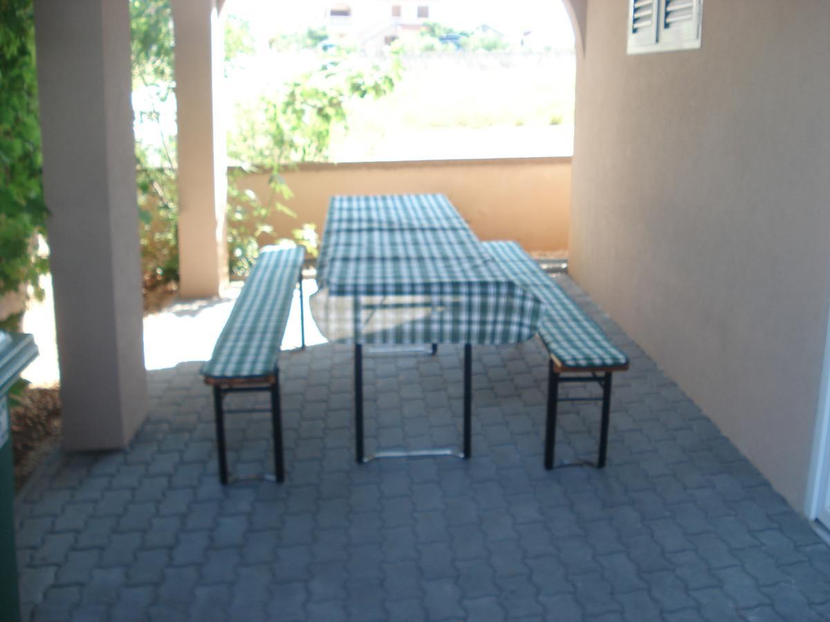 Apartments Oresic فير المظهر الخارجي الصورة